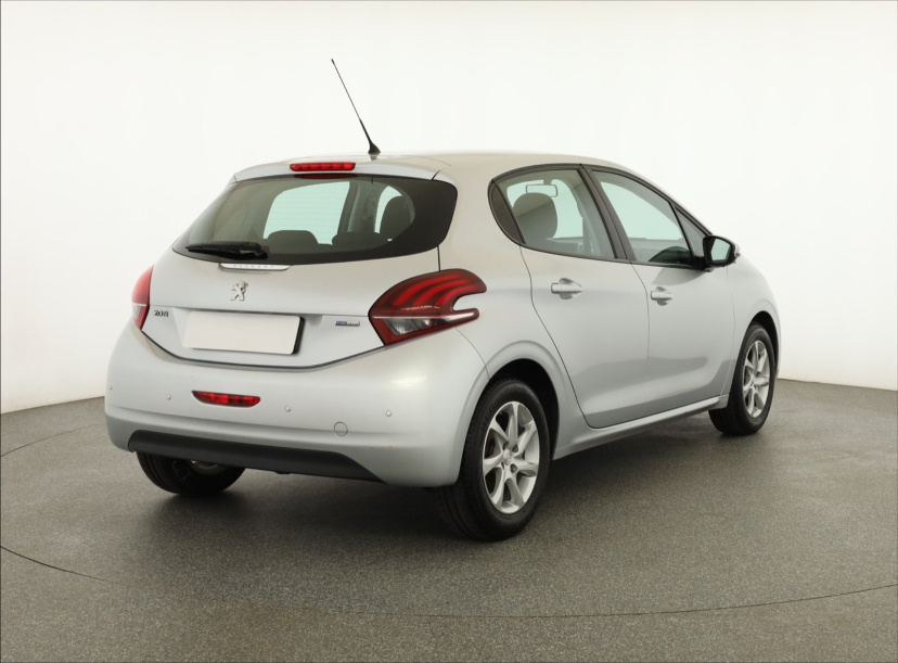 Peugeot 208, 2016
