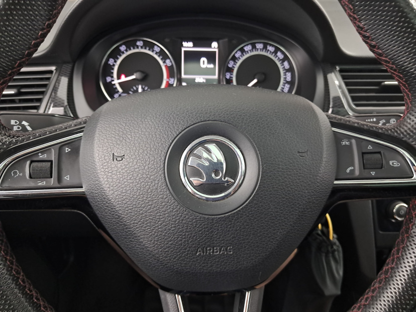 Škoda Rapid Spaceback, 2015