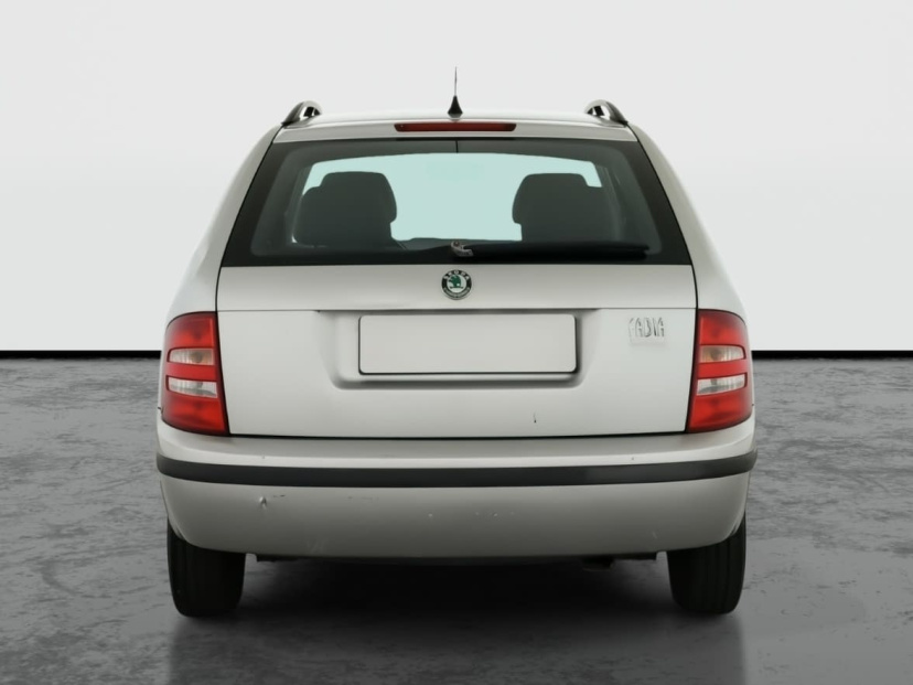 Škoda Fabia, 2001