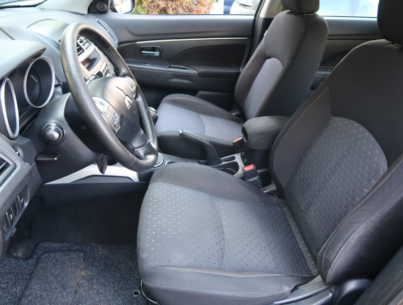 Mitsubishi ASX, 2012
