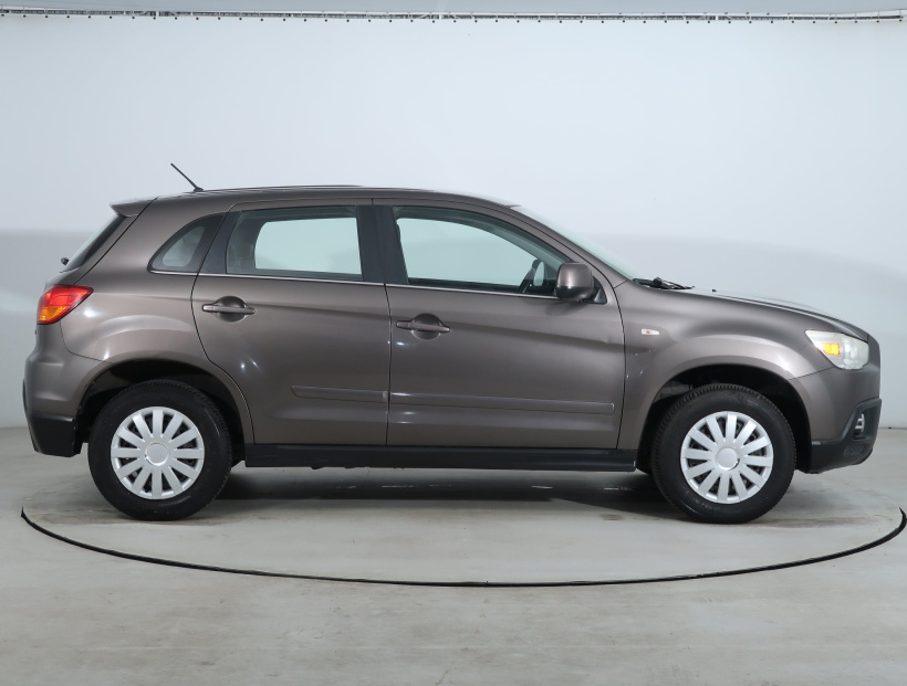 Mitsubishi ASX, 2012