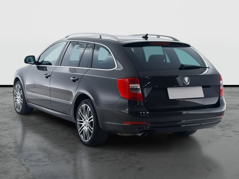 Škoda Superb, 2015