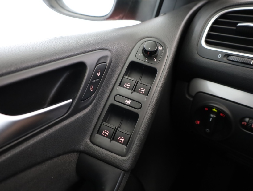 Volkswagen Golf, 2009