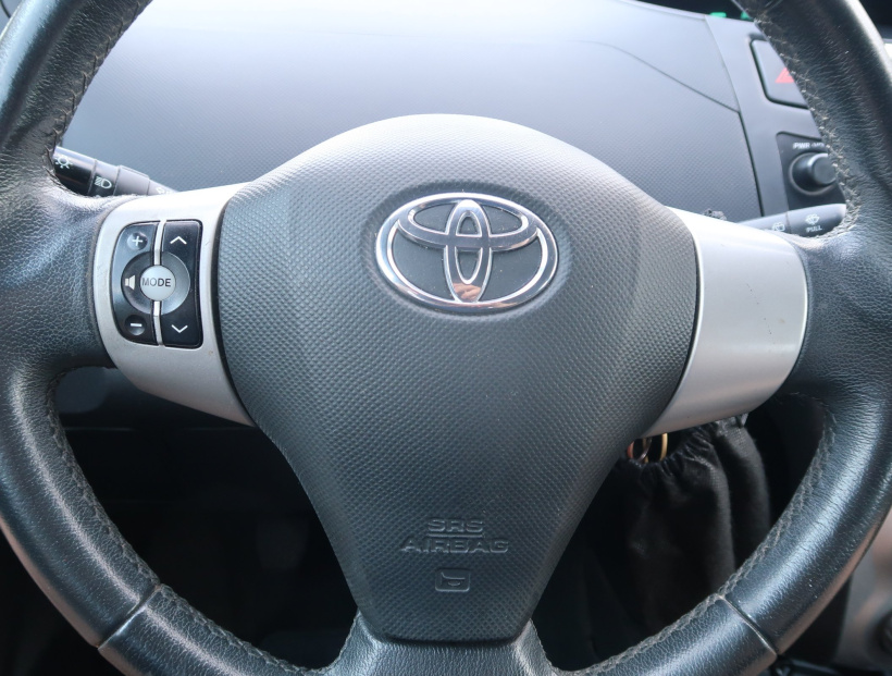 Toyota Yaris, 2008