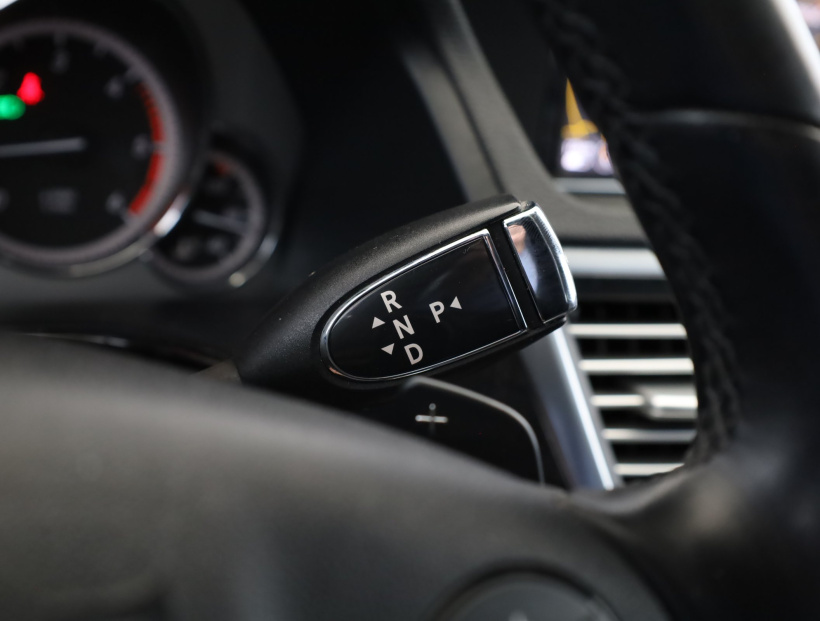 Mercedes-Benz E, 2011