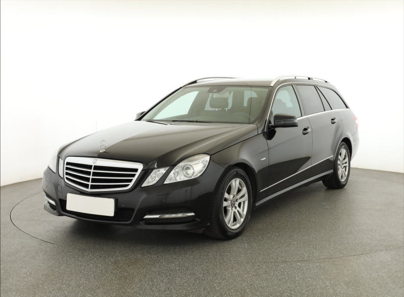Mercedes-Benz E, 2011