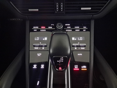 Porsche Cayenne - 2023