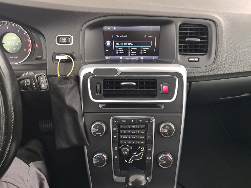 Volvo V60, 2011