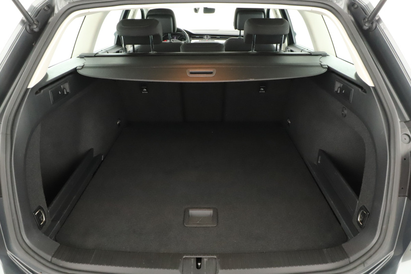 Volkswagen Passat, 2016