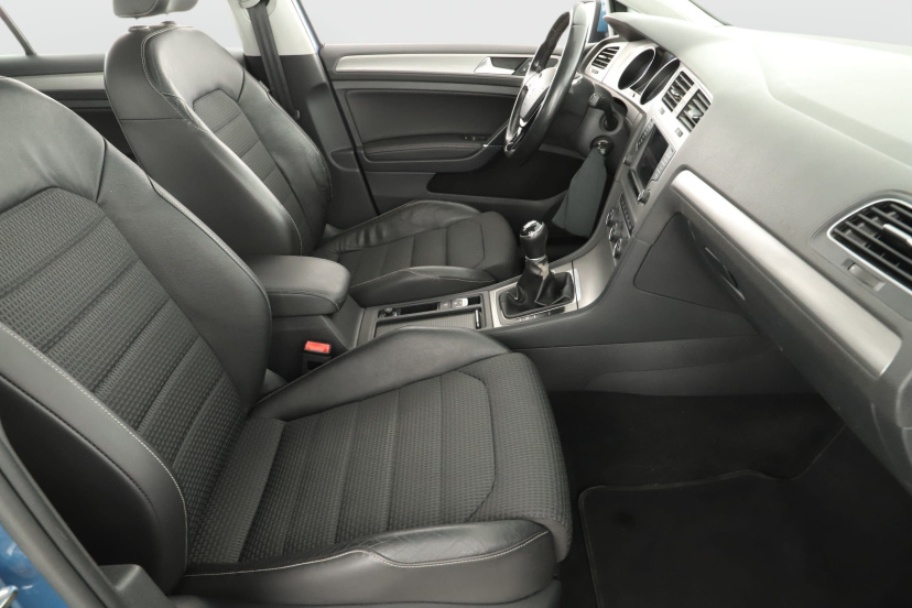 Volkswagen Golf, 2016