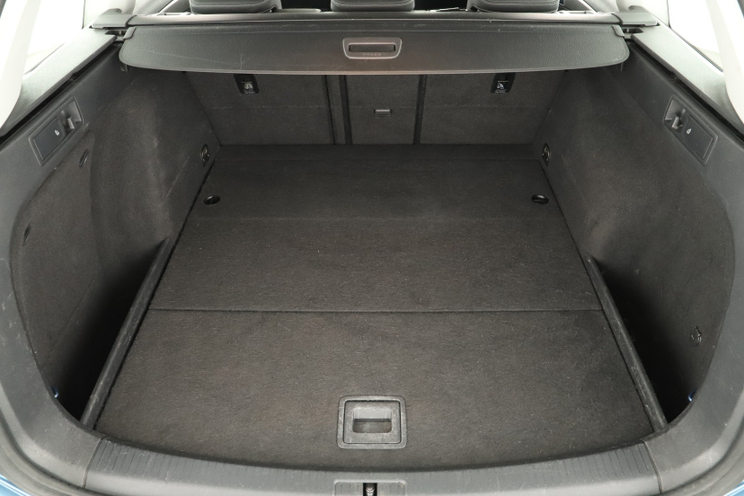 Volkswagen Golf, 2016