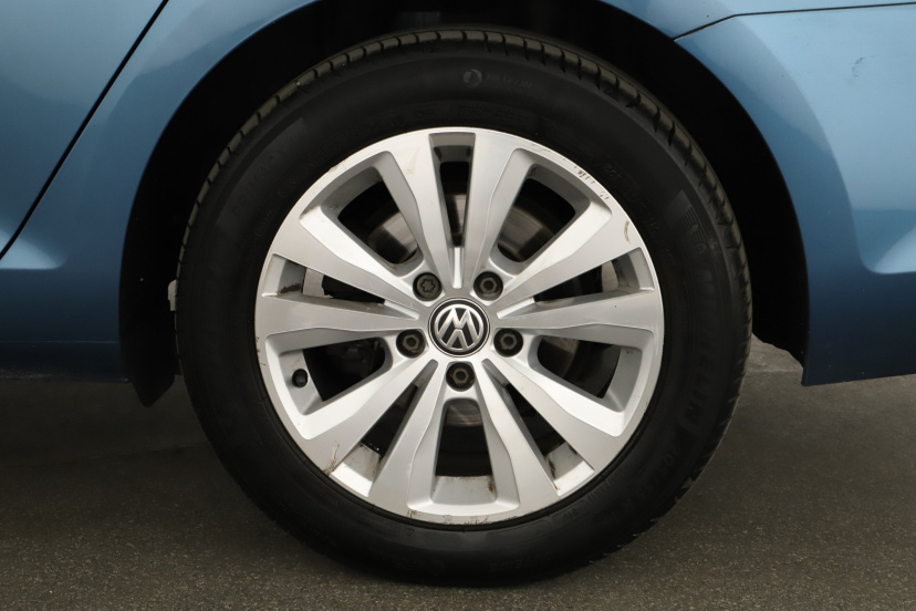 Volkswagen Golf, 2016