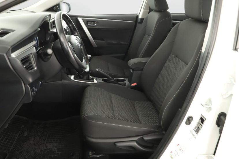 Toyota Corolla, 2016