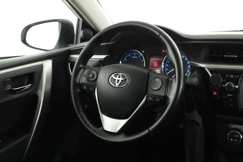 Toyota Corolla, 2016