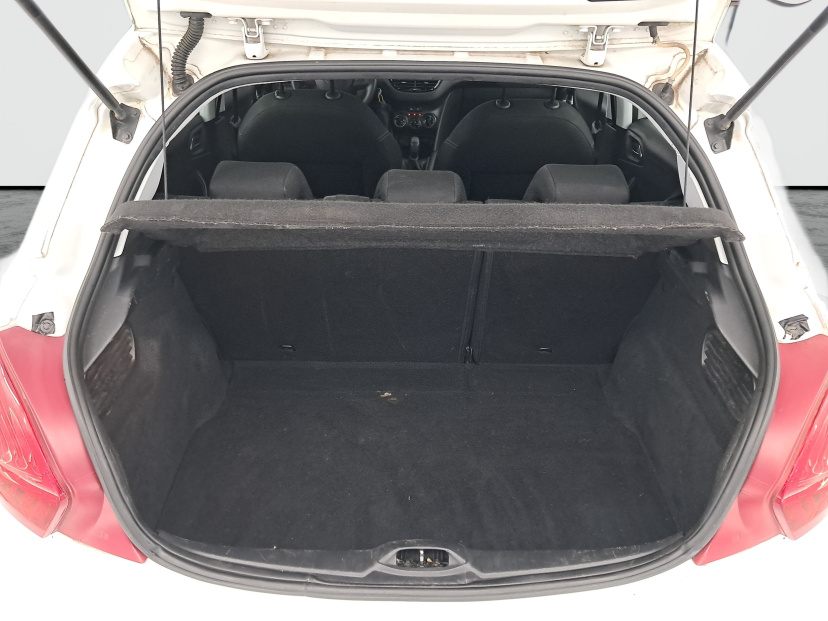 Peugeot 208, 2015