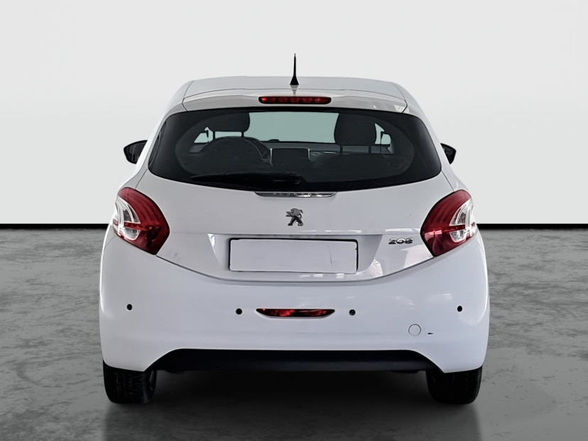 Peugeot 208, 2015