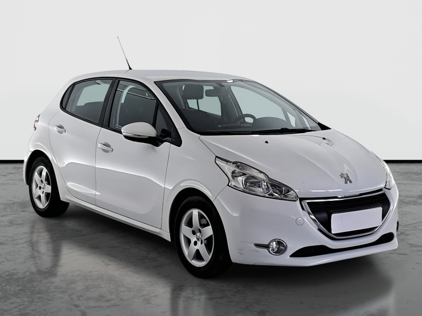 Peugeot 208, 2015