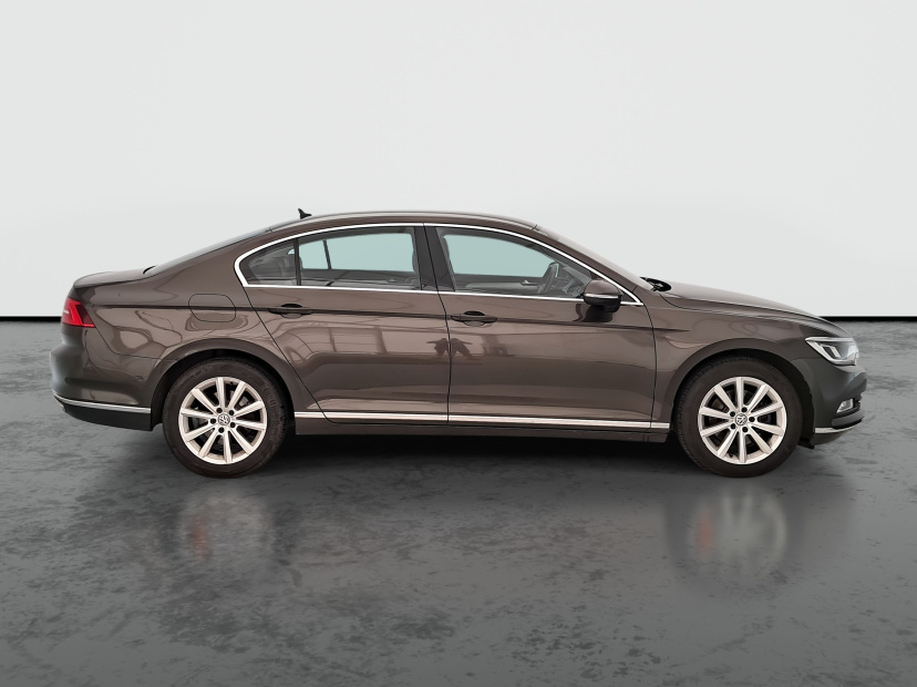Volkswagen Passat, 2016