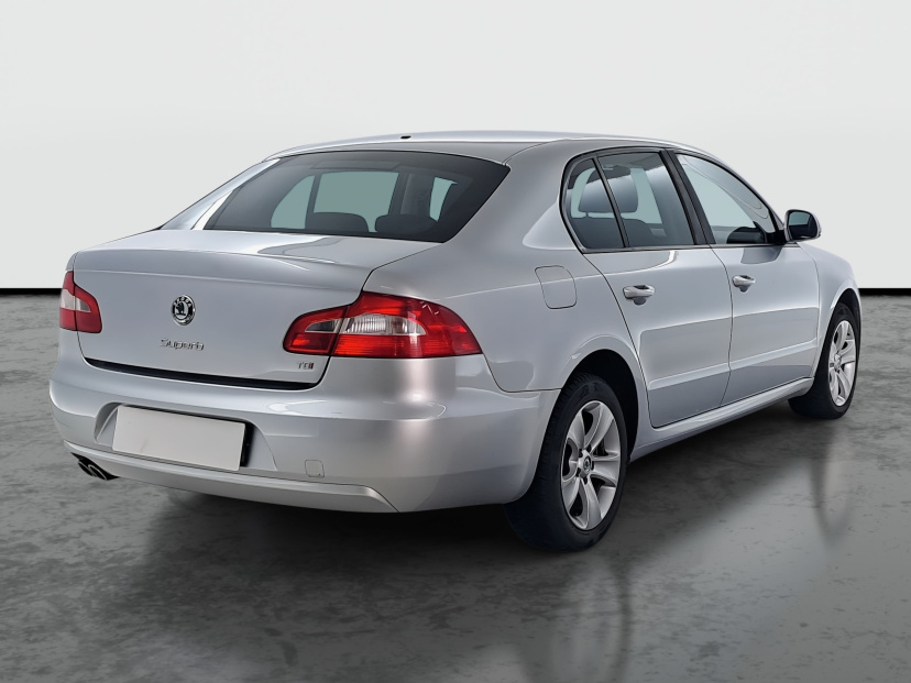 Škoda Superb, 2012
