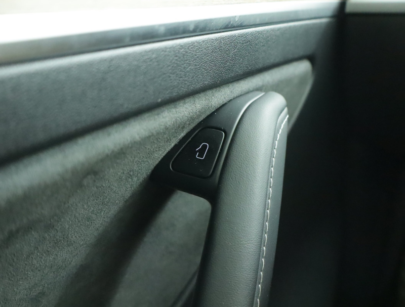 Tesla Model Y, 2022