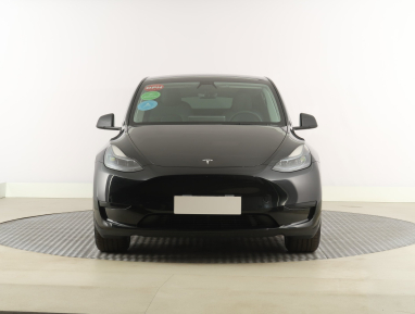 Tesla Model Y - 2023