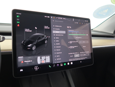 Tesla Model Y - 2023