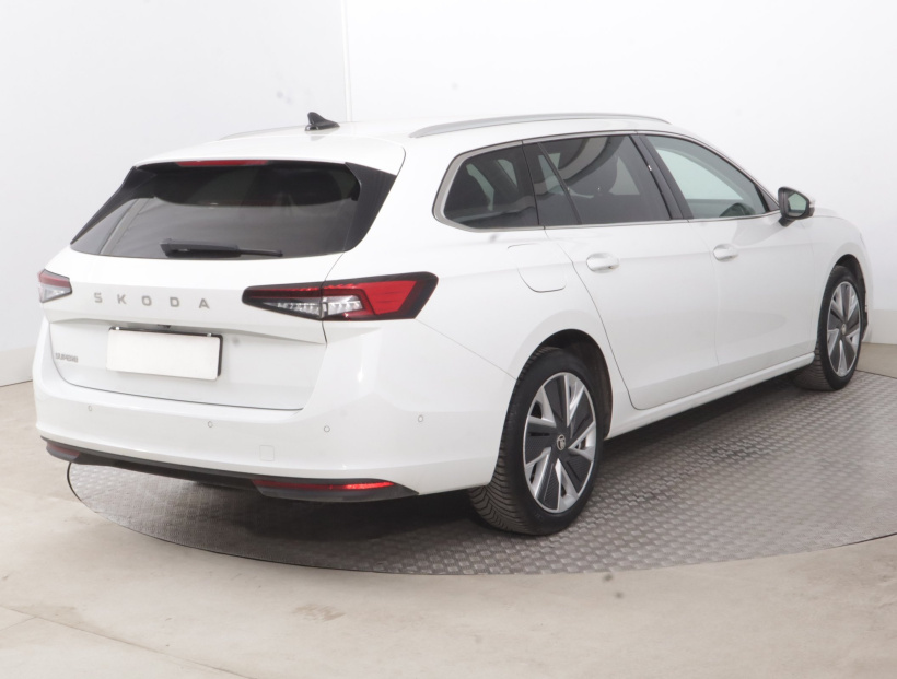 Škoda Superb, 2024