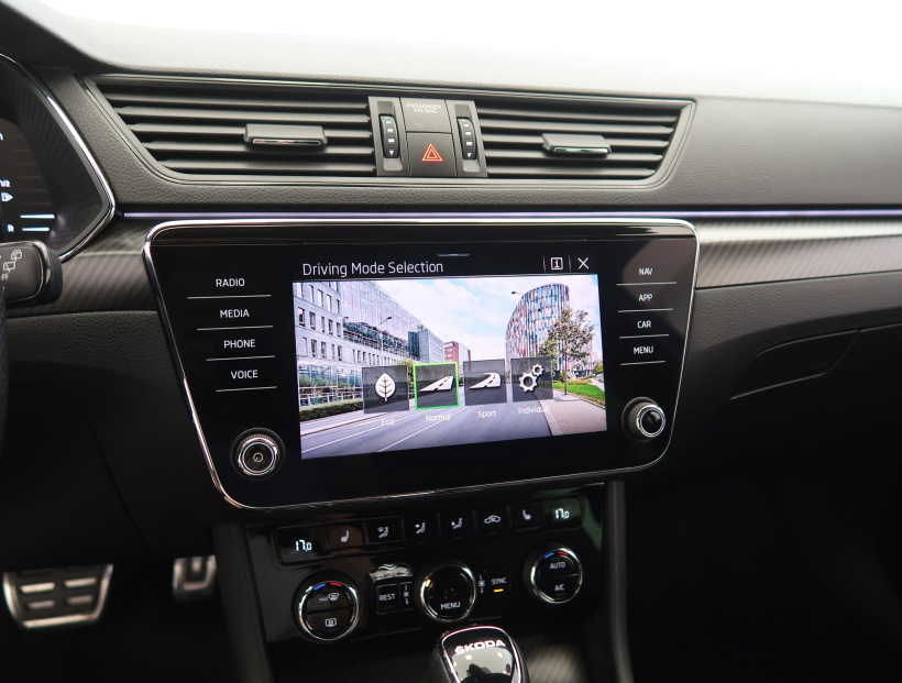 Škoda Superb, 2022