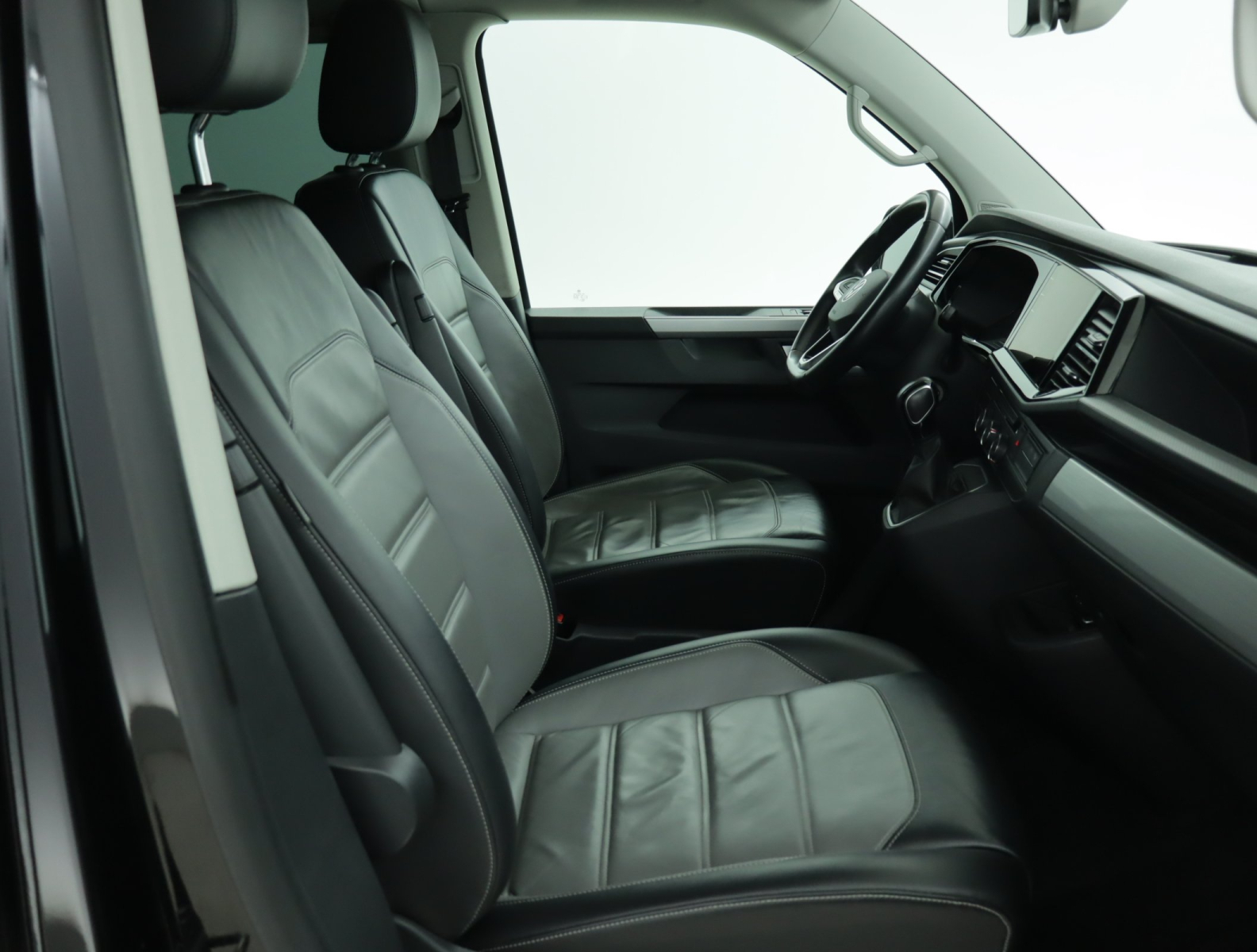 Volkswagen Multivan - 2021