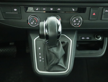 Volkswagen Multivan - 2021