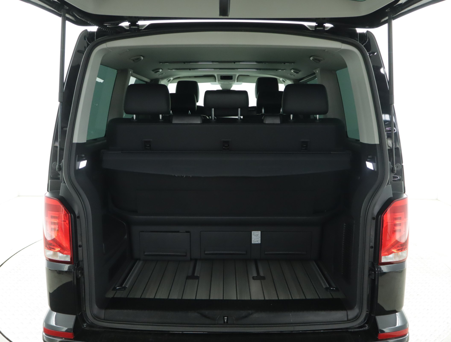 Volkswagen Multivan - 2021