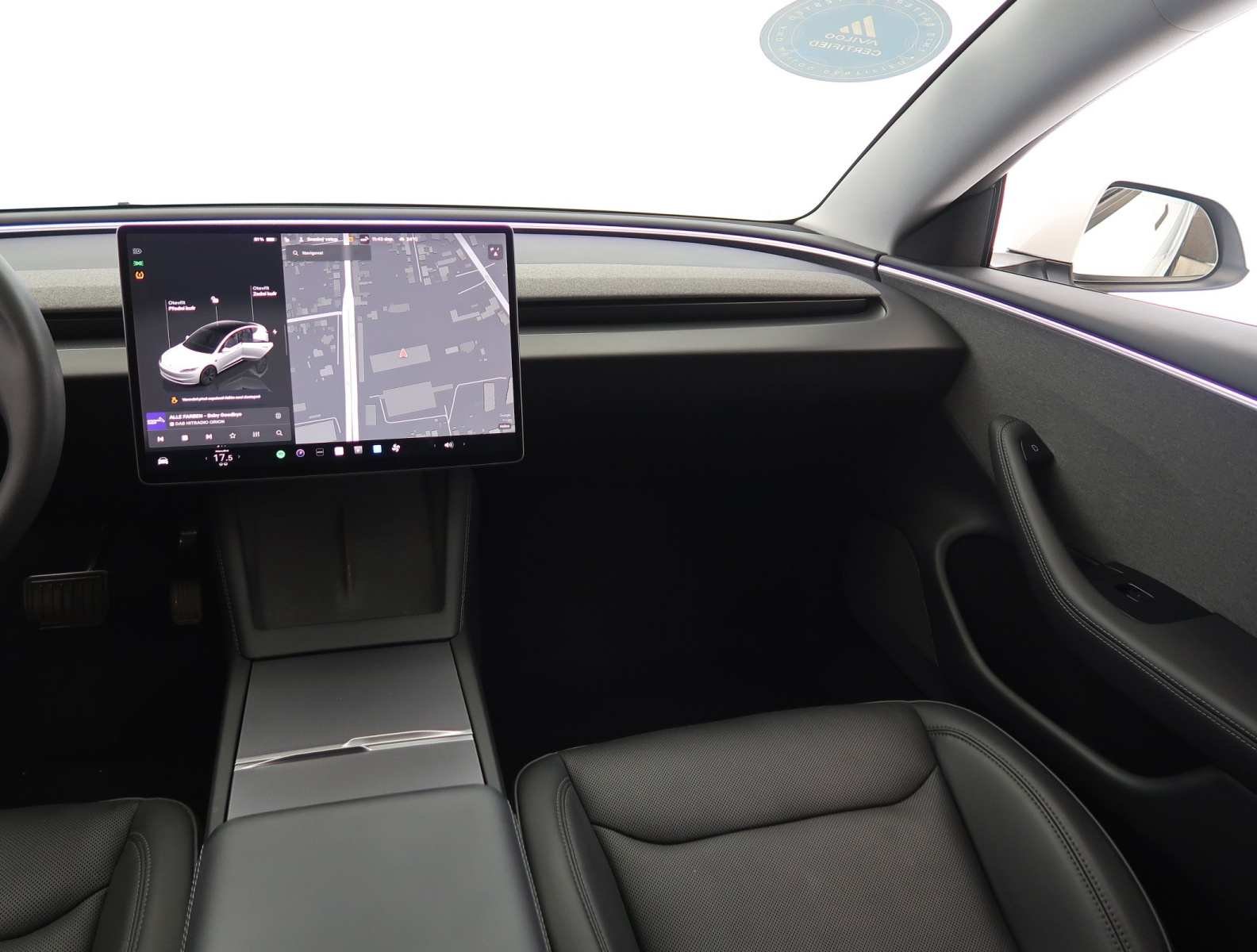 Tesla Model 3 Standard Range Plus – fotografie 11