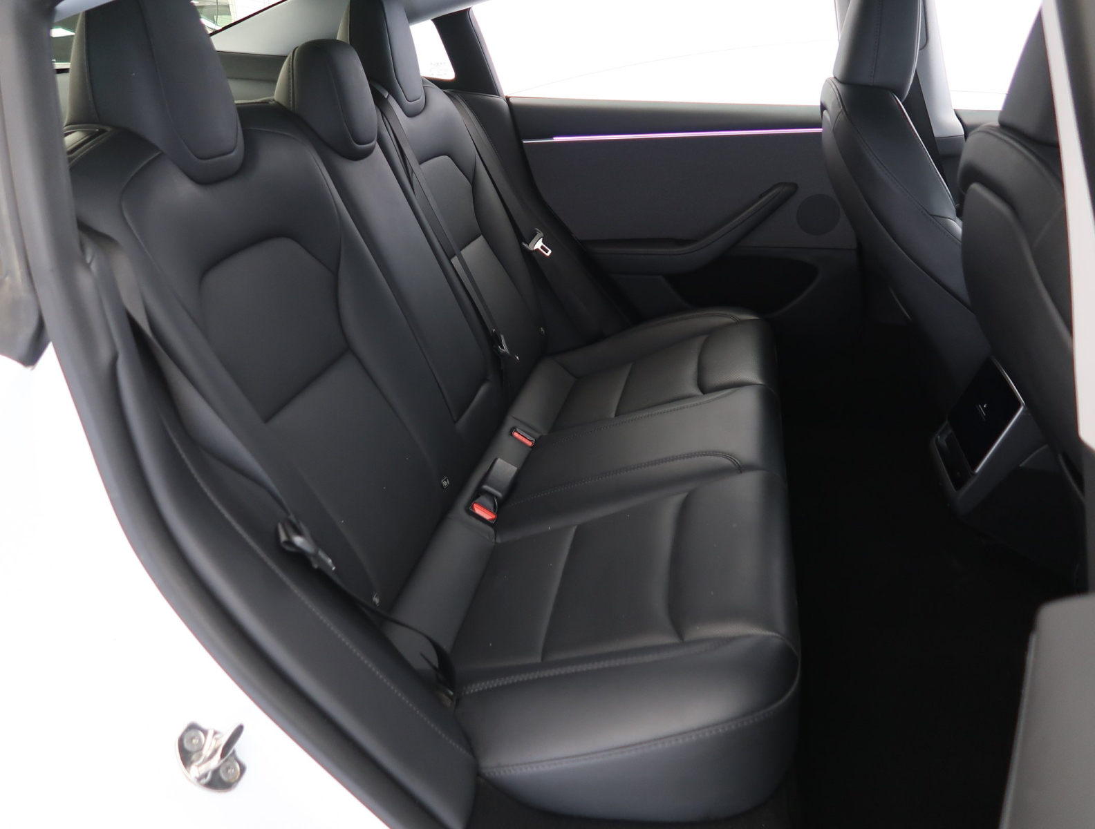 Tesla Model 3 - 2023