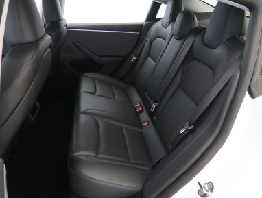 Tesla Model 3 - 2023