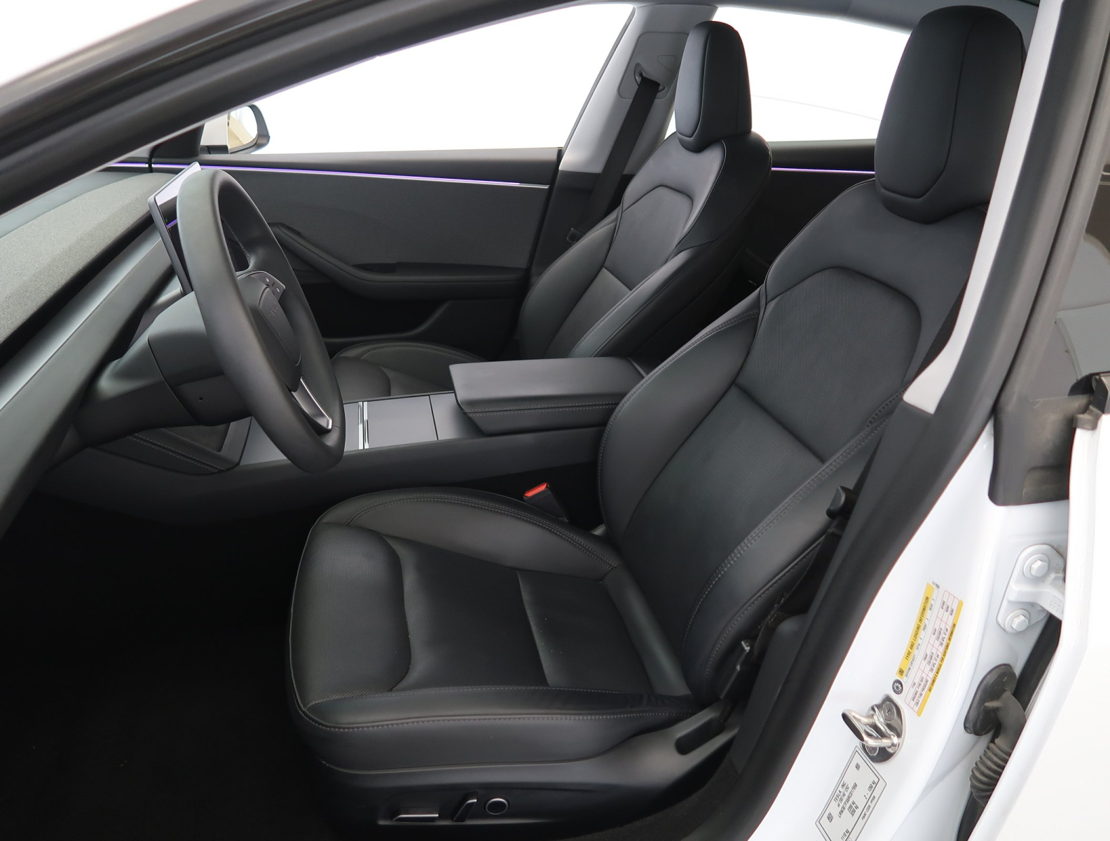 Tesla Model 3 - 2023