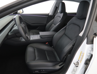 Tesla Model 3 - 2023