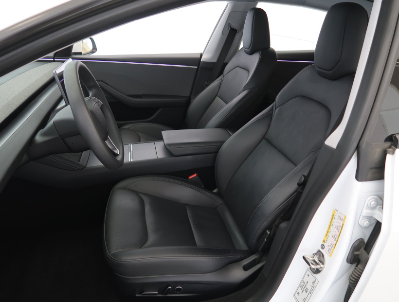 Tesla Model 3, 2023