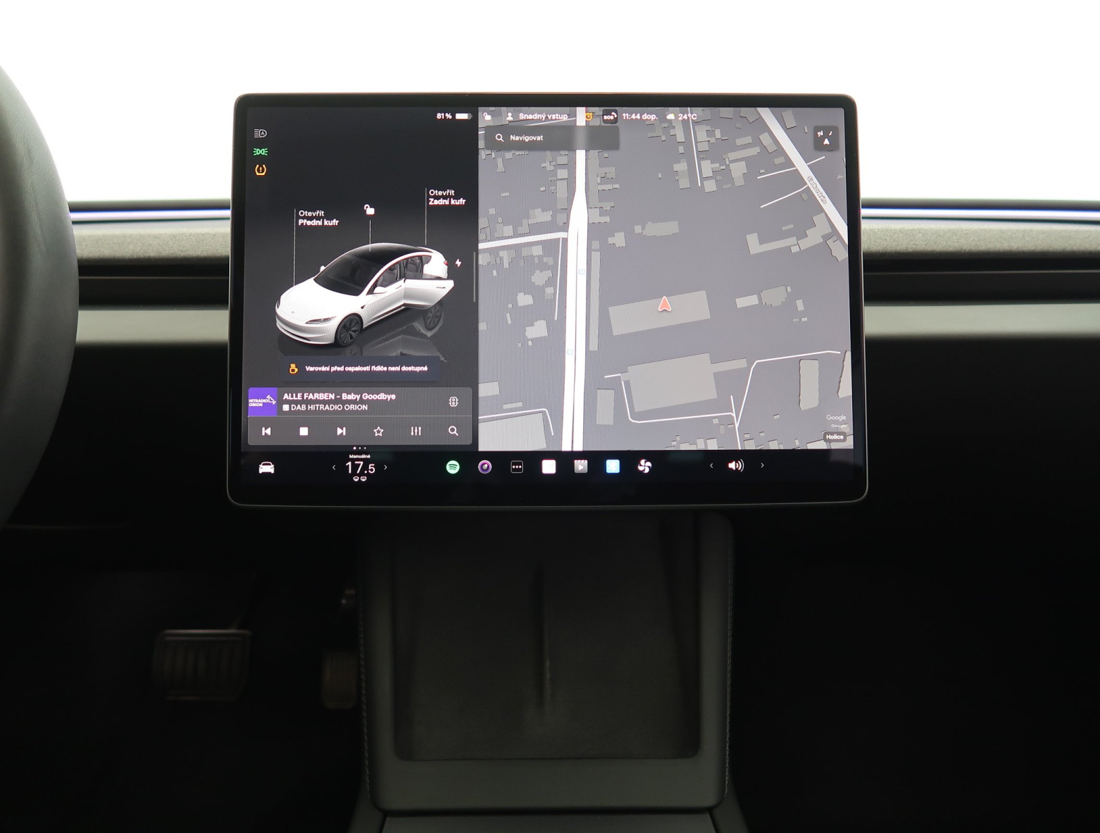 Tesla Model 3 Standard Range Plus – fotografie 17