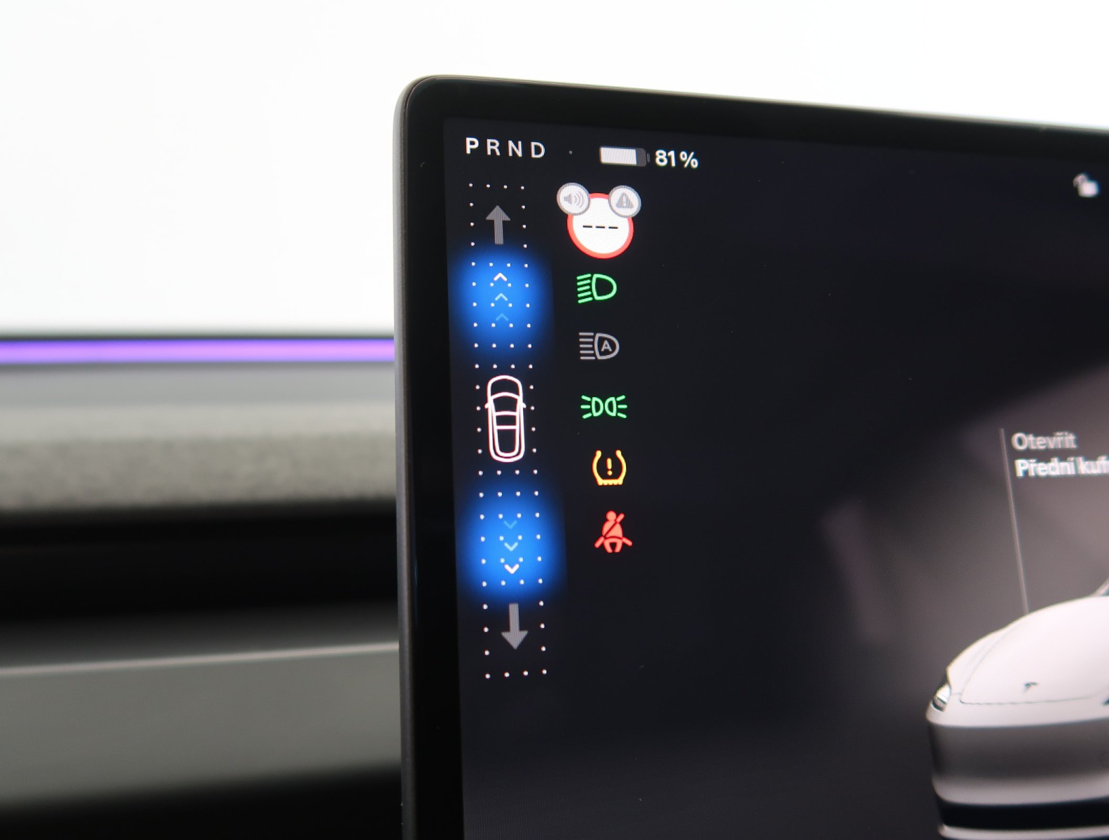 Tesla Model 3 Standard Range Plus – fotografie 18