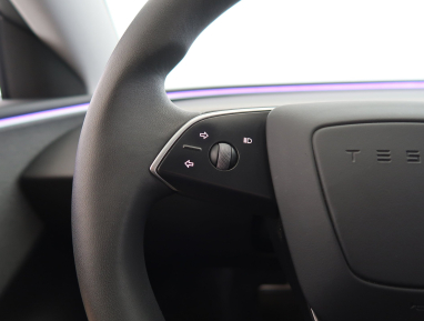 Tesla Model 3 - 2023