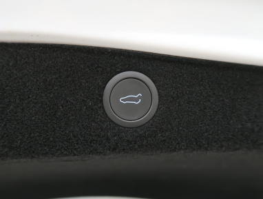 Tesla Model 3 - 2023