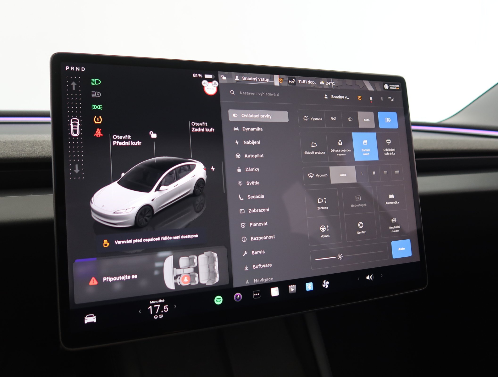 Tesla Model 3 Standard Range Plus – fotografie 29