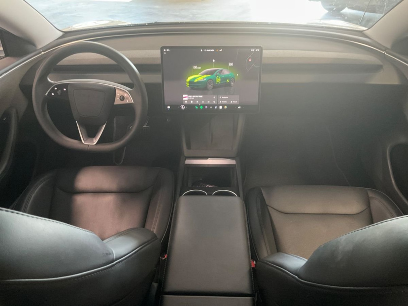 Tesla Model 3, 2023