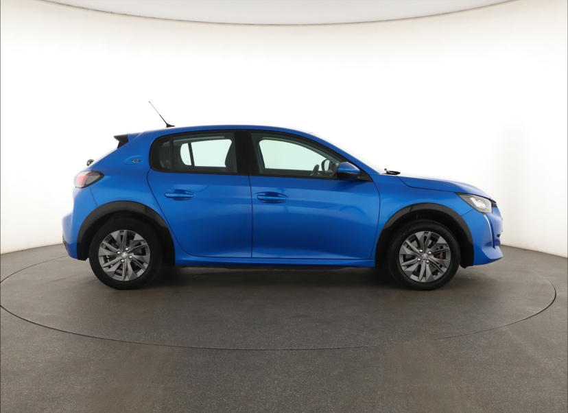 Peugeot e-208, 2020