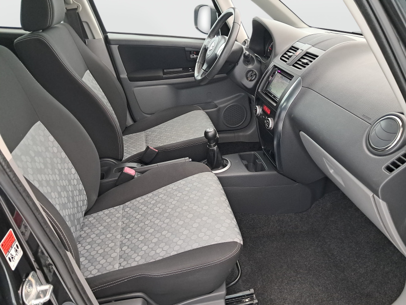 Suzuki SX4, 2013