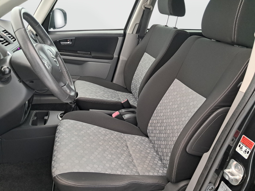 Suzuki SX4, 2013