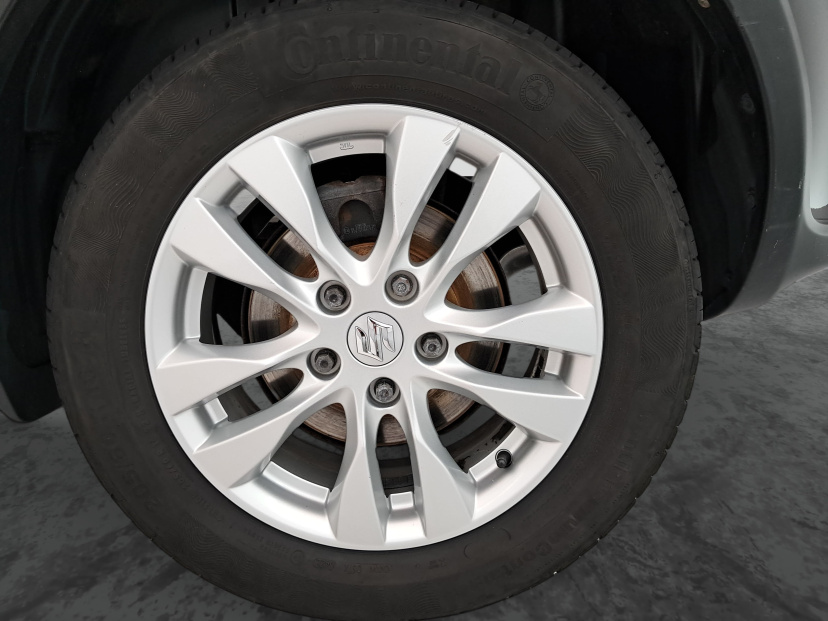 Suzuki SX4, 2013