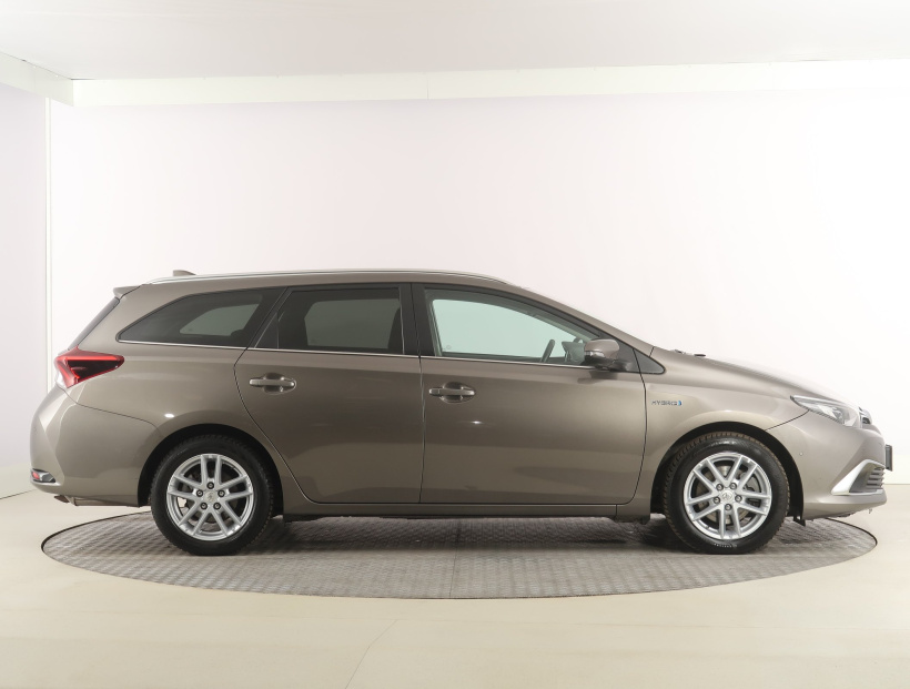 Toyota Auris, 2018