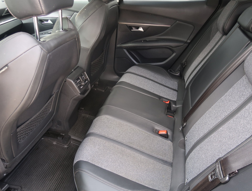 Peugeot 3008, 2020