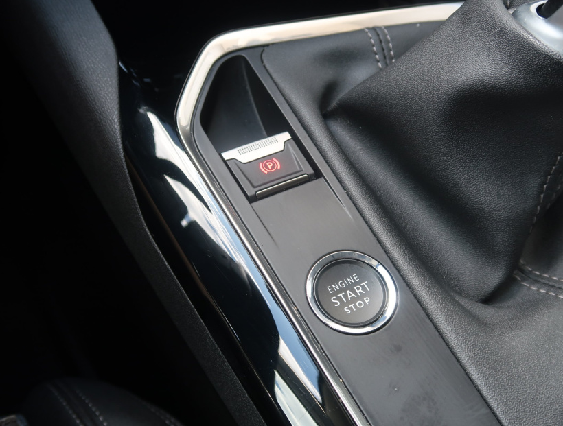 Peugeot 3008, 2020